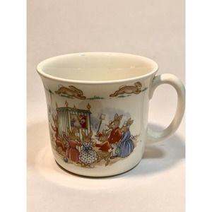 Royal Doulton Bunnykins Seaside Punch & Judy Mug (D3) Fine Bone China